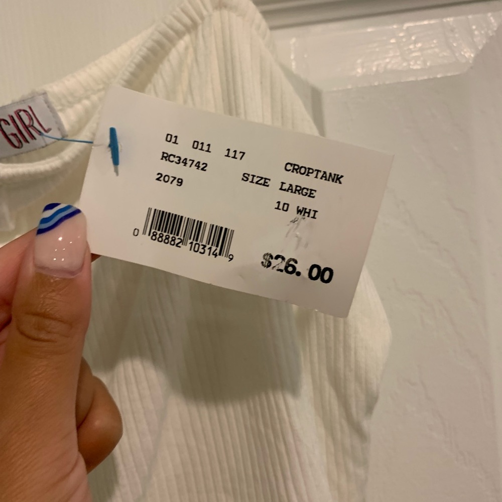 White tank with buttons